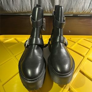 Zara Black Leather Ankle Boots